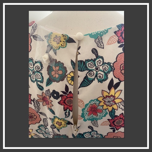 Junior Girls Cream Multi Color Floral Dress Size Teeze Me - Picture 4 of 5